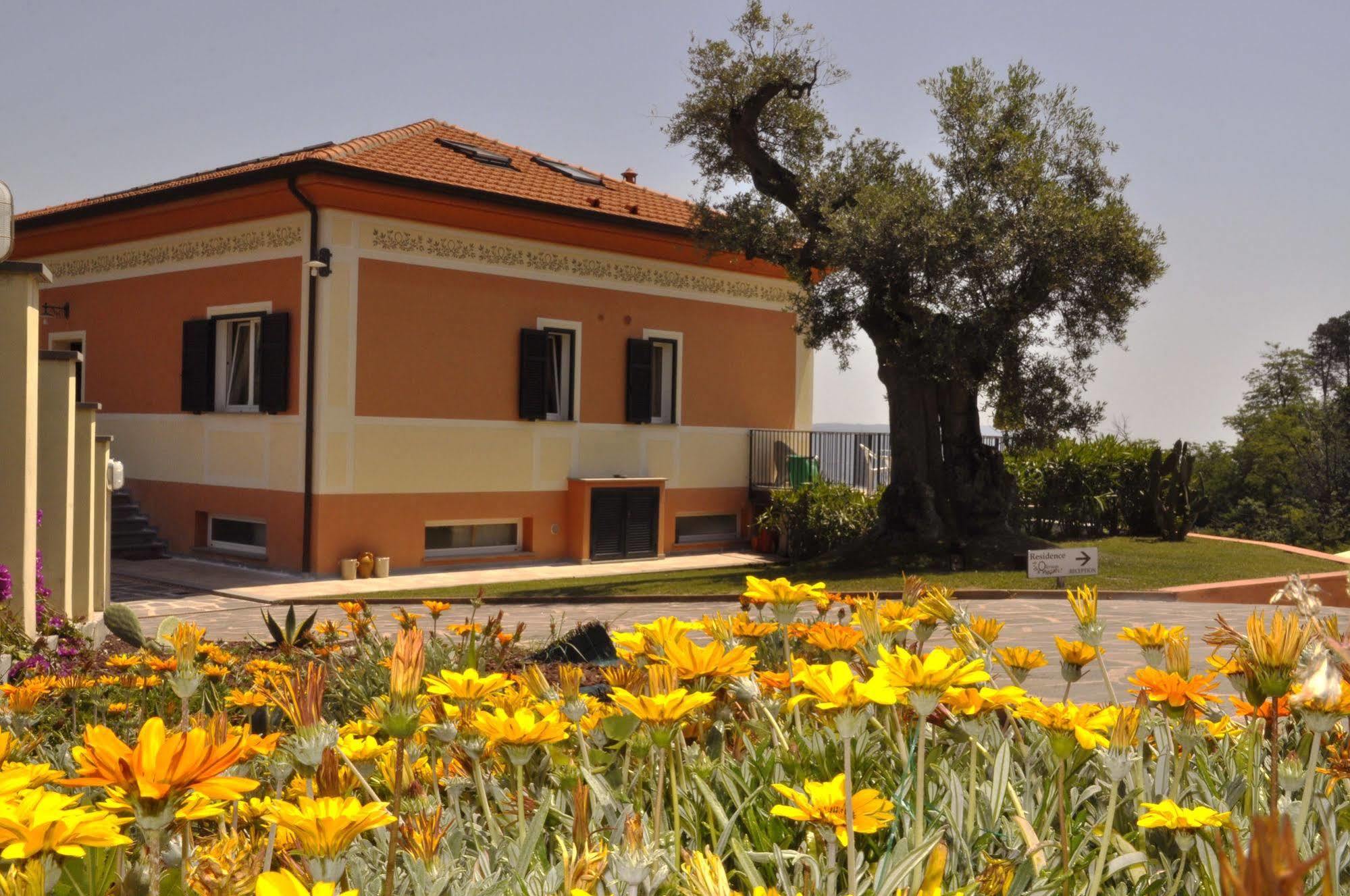 Olivium La Spezia Exterior foto